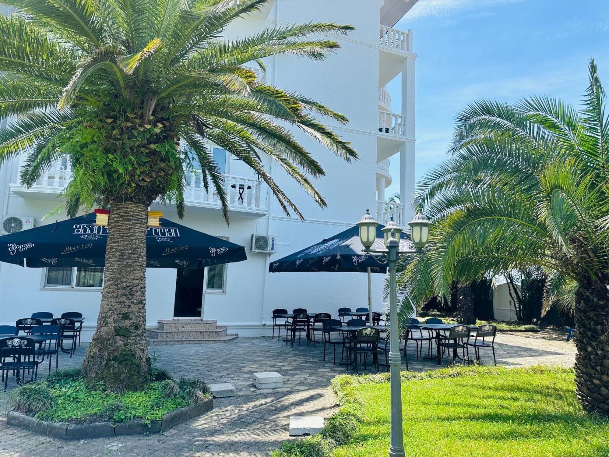 Claude Monet Beach Hotel Ureki Dış mekan fotoğraf