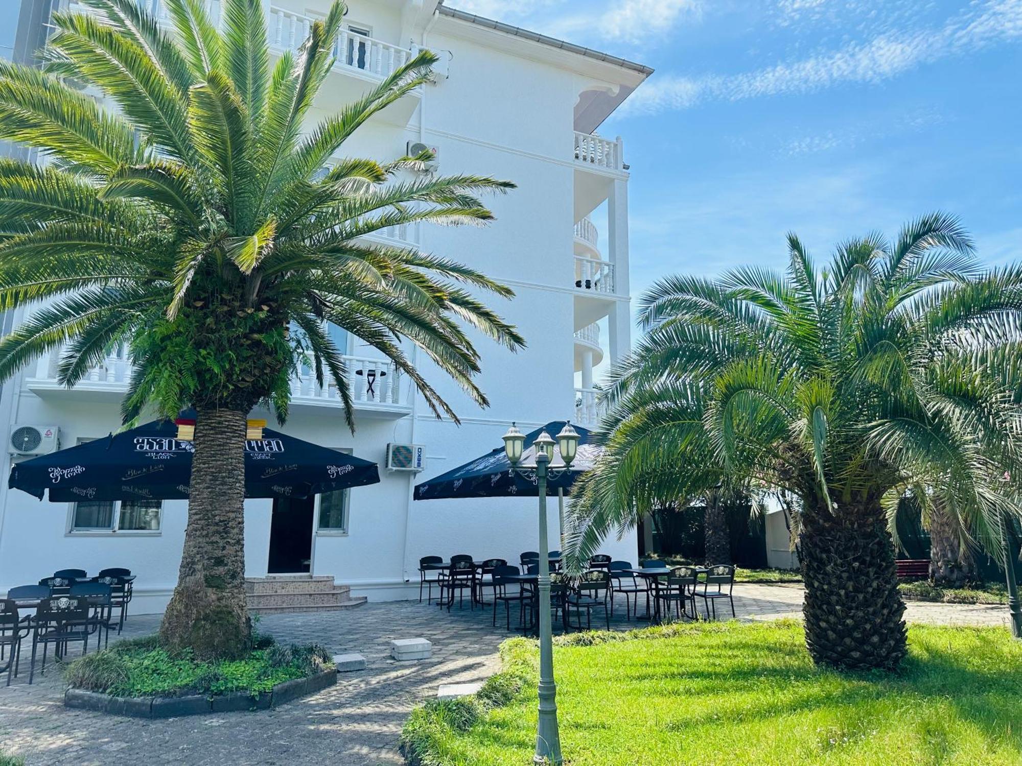 Claude Monet Beach Hotel Ureki Dış mekan fotoğraf